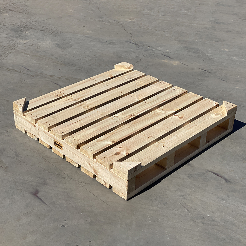 Wooden Industrial Grade Hardwood Shipping Durable Reusable Stackable Easy To Handle Commercial Floor Pallet